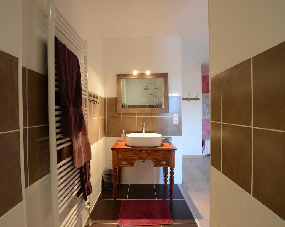 La Maison Rouge Ladoix - Proche Beaune Rom bilde